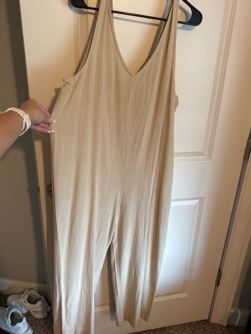 Double Zero Neutral Beige V-Neck Sleeveless Jumpsuit